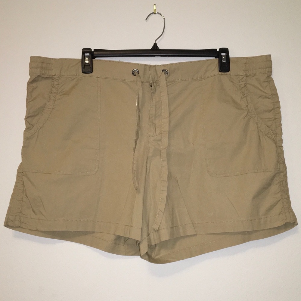 Comfortable drawstring shorts size 20W